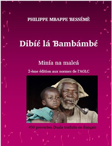 Autres livres en langue duálá empilés